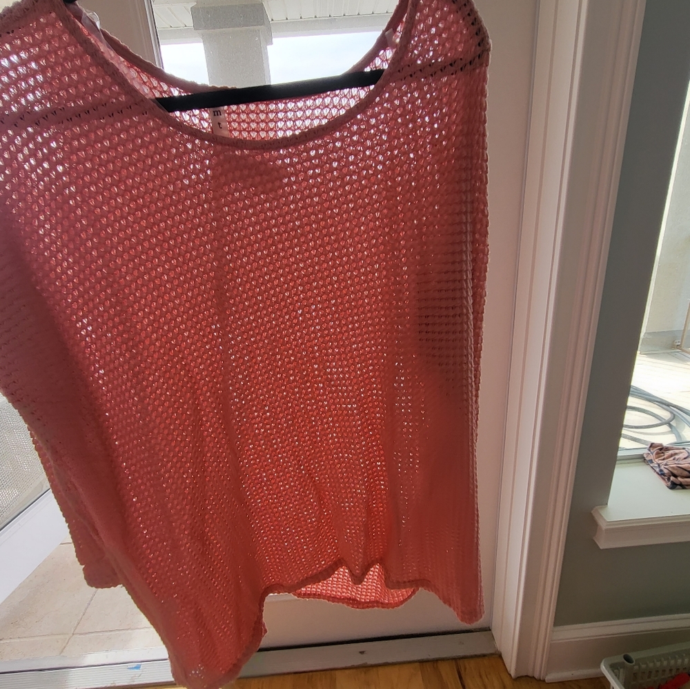 Womens pink coral sweater, New with tags!